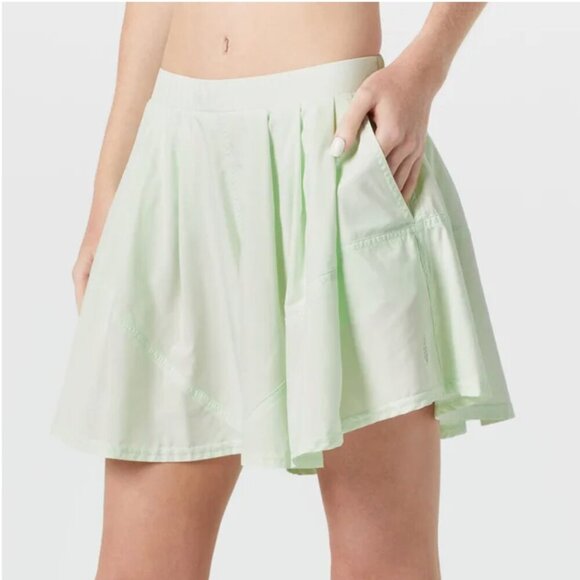 FP Movement Women's Center Court Tennis Athletic Short SMALL in‎ Aqua Glass *EUC - Picture 1 of 13